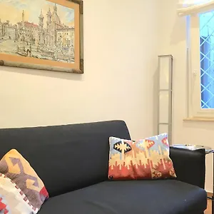 old-rome-apartment.it-romehotels.com/