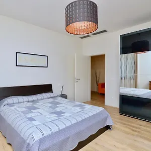 ca-etta.hotelslidodijesolo.com/